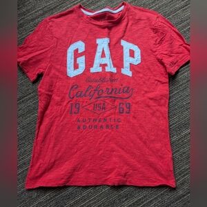 💥5/20$ GAP Red California Graphic Tee